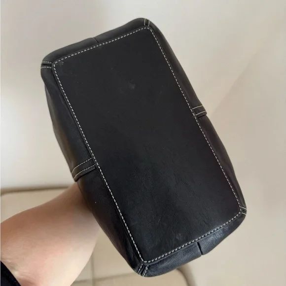 Vintage Coach Hamptons 9572 Leather Tote - Picture 9 of 10